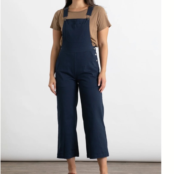 Bridge And Burn Pants - NWT -Yellow- Bridge & Burn Wide Leg Cropped Overalls